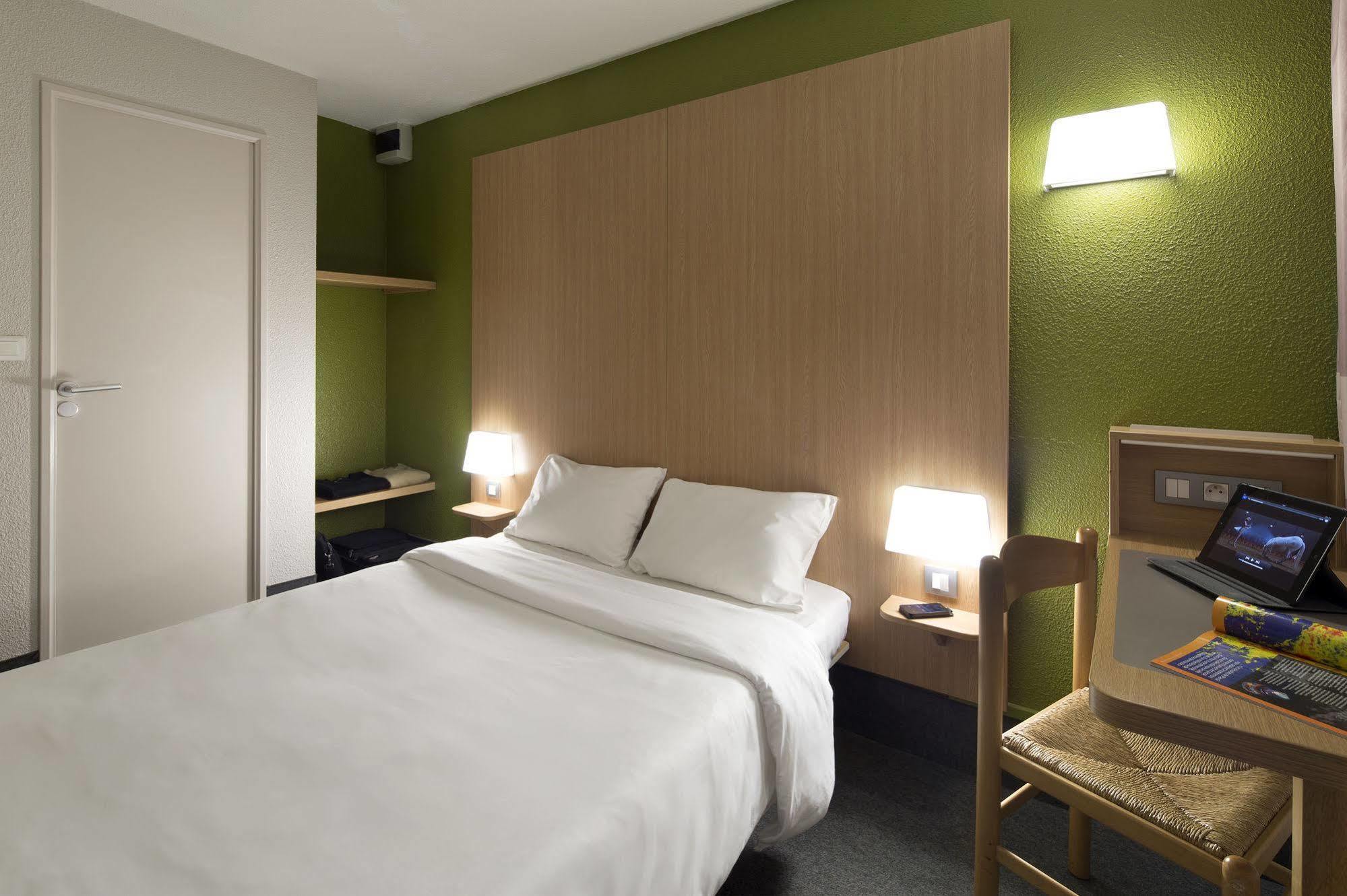 B&B Hotel Laval Change Eksteriør billede