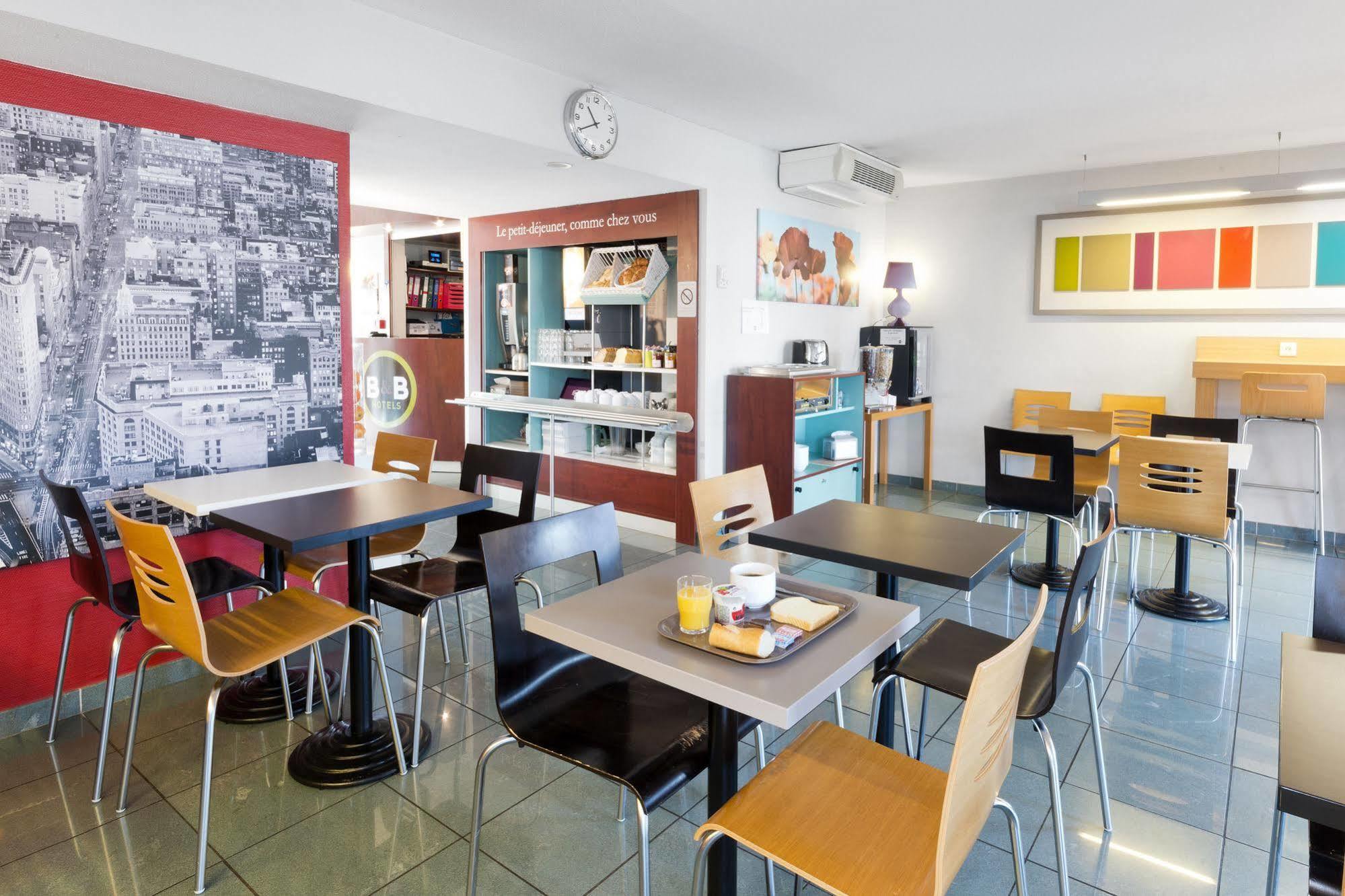 B&B Hotel Laval Change Eksteriør billede