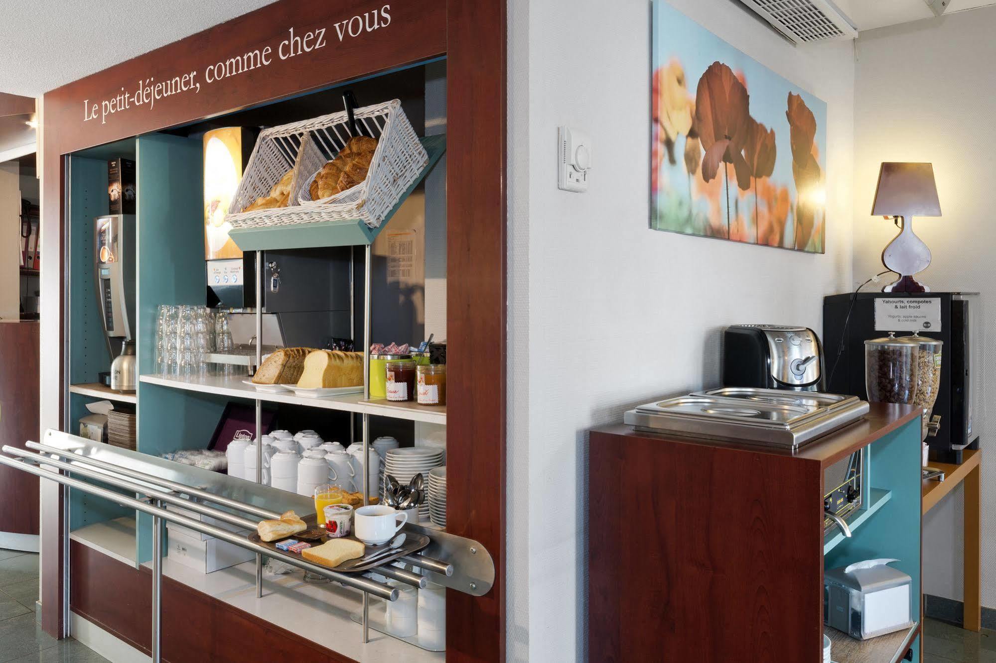 B&B Hotel Laval Change Eksteriør billede